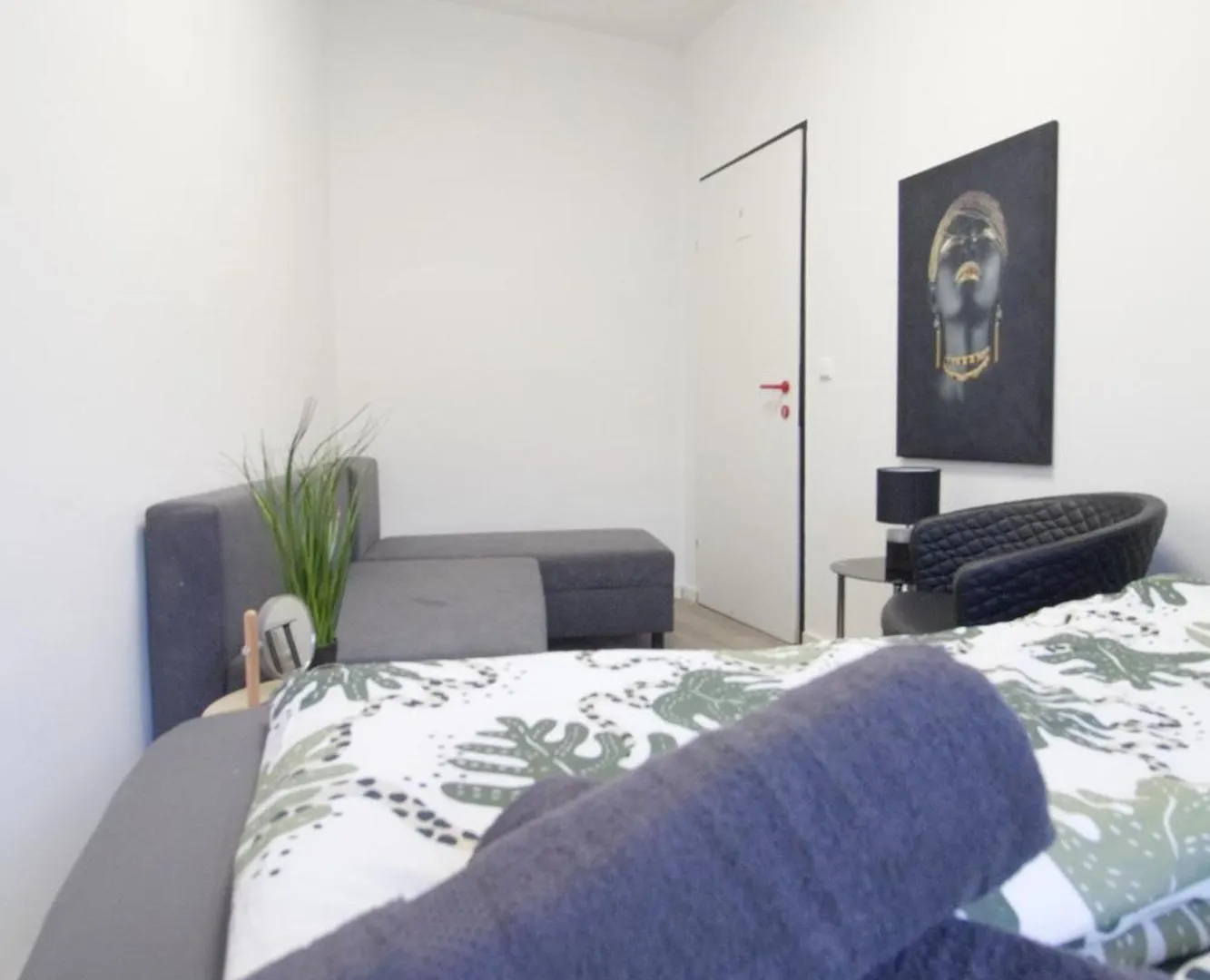 Zx Triple Room In Meidling Vienna