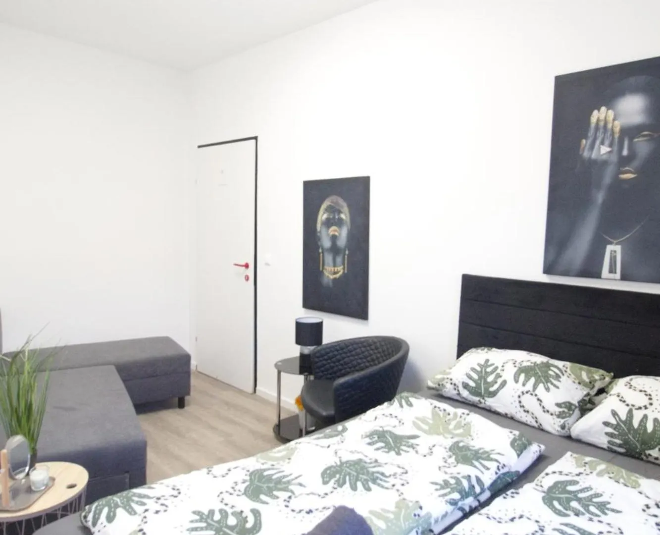Homestay Zx Triple Room In Meidling Vienna