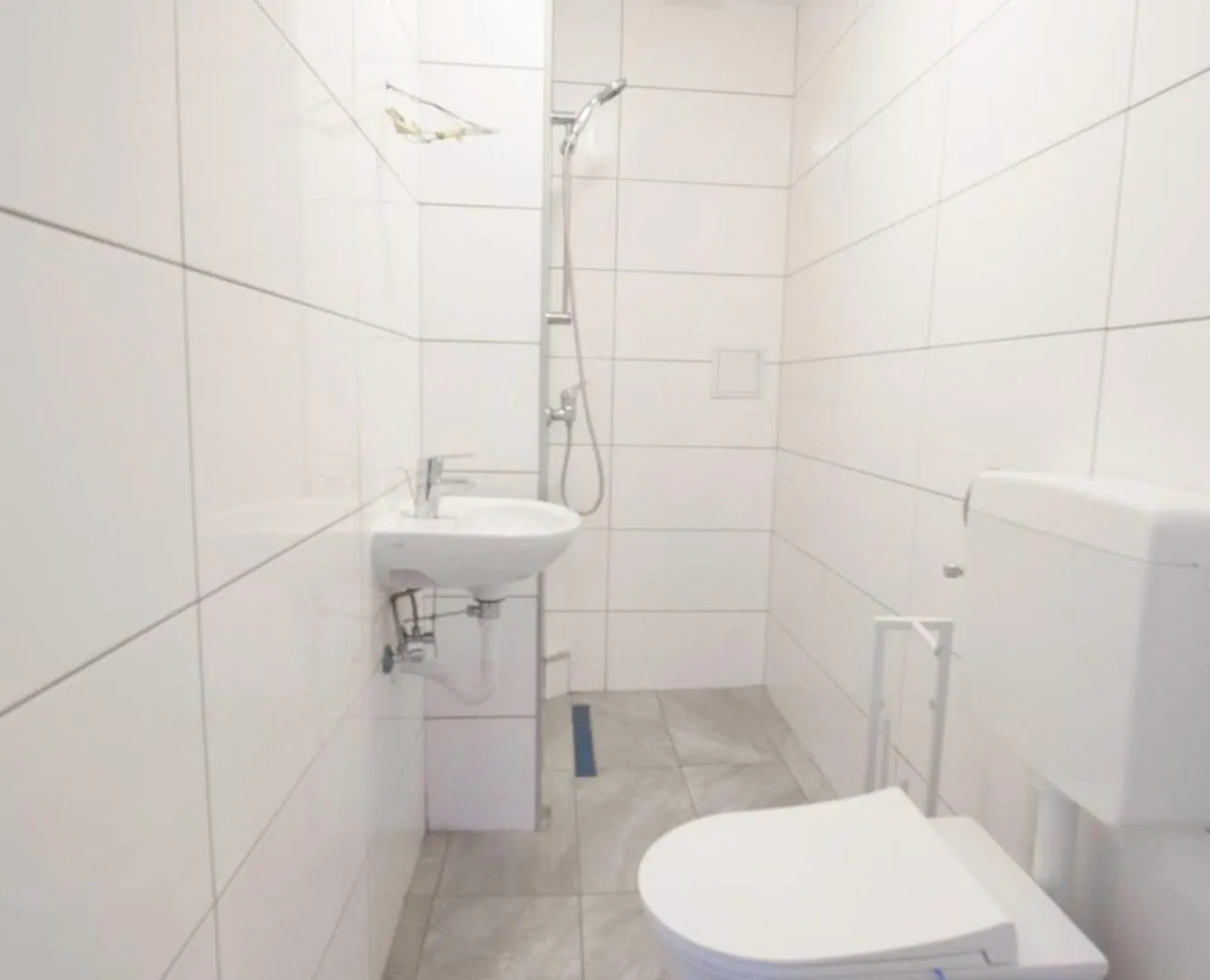 Zx Triple Room In Meidling Vienna 0*,